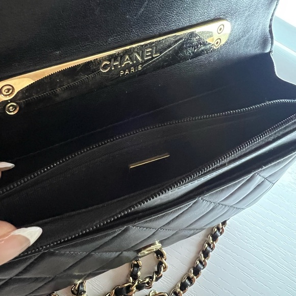 Authentic black Chanel bag - Picture 8 of 9